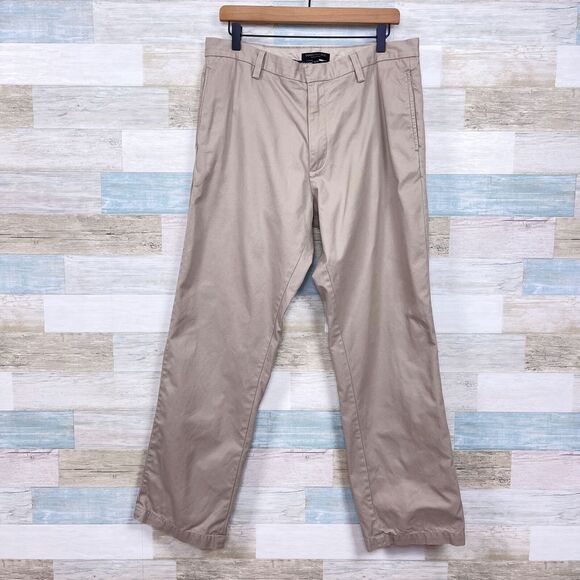 Banana Republic Gavin Chino Pants Beige Khaki Relaxed Casual Office Mens 34x31 - Picture 1 of 8